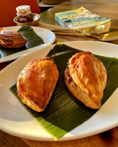 MARKET MENU MINIMUM ORDER 8 PASTRIES